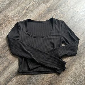 Black squares neck long sleeve